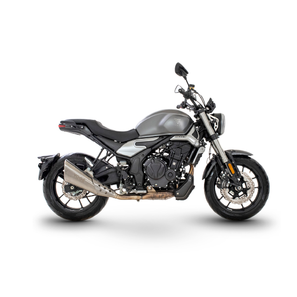 Voge 500 AC Masera Motos